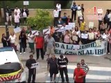 El Puerto - Protesta de coordinadora de viviendas durante el Pleno