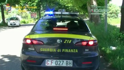 Pesaro Urbino - Sequestro di semi di soia, panello e olio di colza contenenti pesticida (06.06.13)