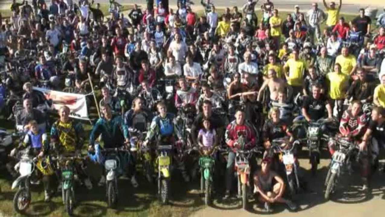 Vidéo : L'éclate en pit bikes !