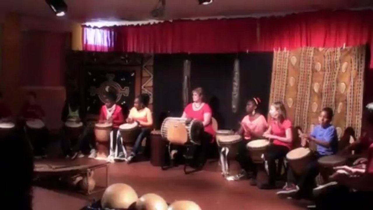 Concert de l'atelier artistique "musiques africaines" - collège Descartes - Académie de Rouen