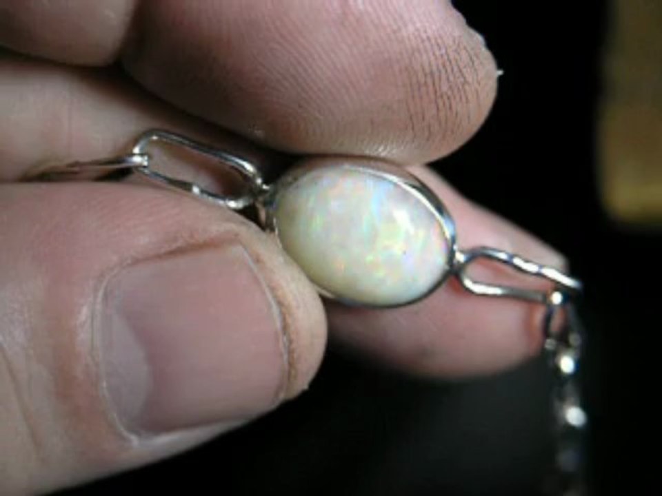 Sterling Silver Bracelet w Opal