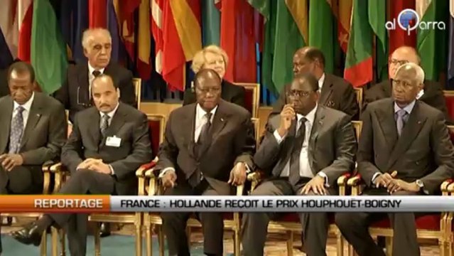 France: Hollande reçoit le prix pour la paix décerné par l’UNESCO