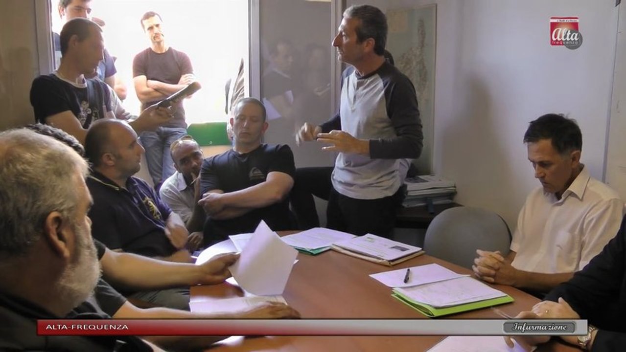 Les syndicats agricoles JA & FDSEA occupent la DRAAF d'Ajaccio