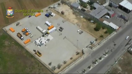 Brindisi - Il deposito abusivo di Cellino S. Marco (06.06.13)