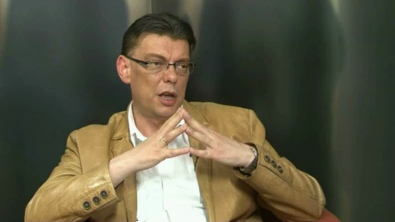 Pod lupą - Andrzej Grzmielewicz