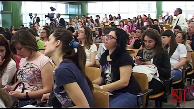 Napoli - Stefano Rodotà contrario al Presidenzialismo -1- (07.06.13)