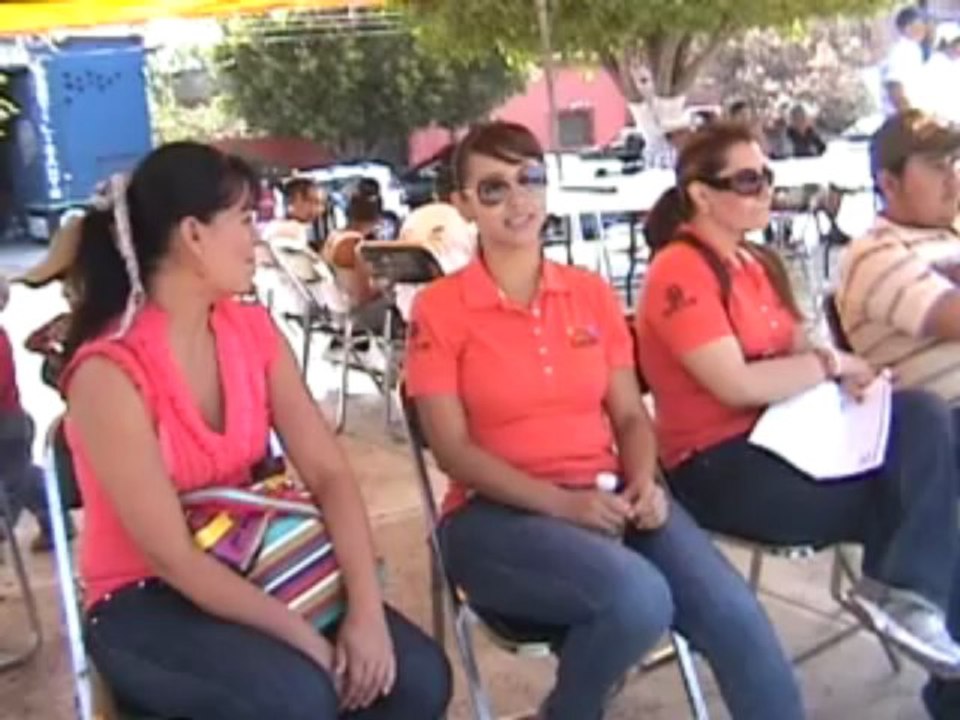 SABADO COMUNITARIO EN SANTA ELENA..hace unos momentos..