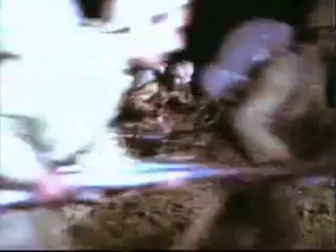 silases.com kemal sunal (Komik,Kemal Sunal (Asker-Kisa Film).wmv) - YouTube