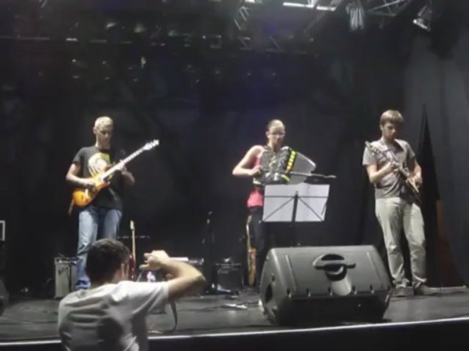 I'm Shipping Up To Boston - Dropkick Murphys (cover) - Gala ICEM 2013