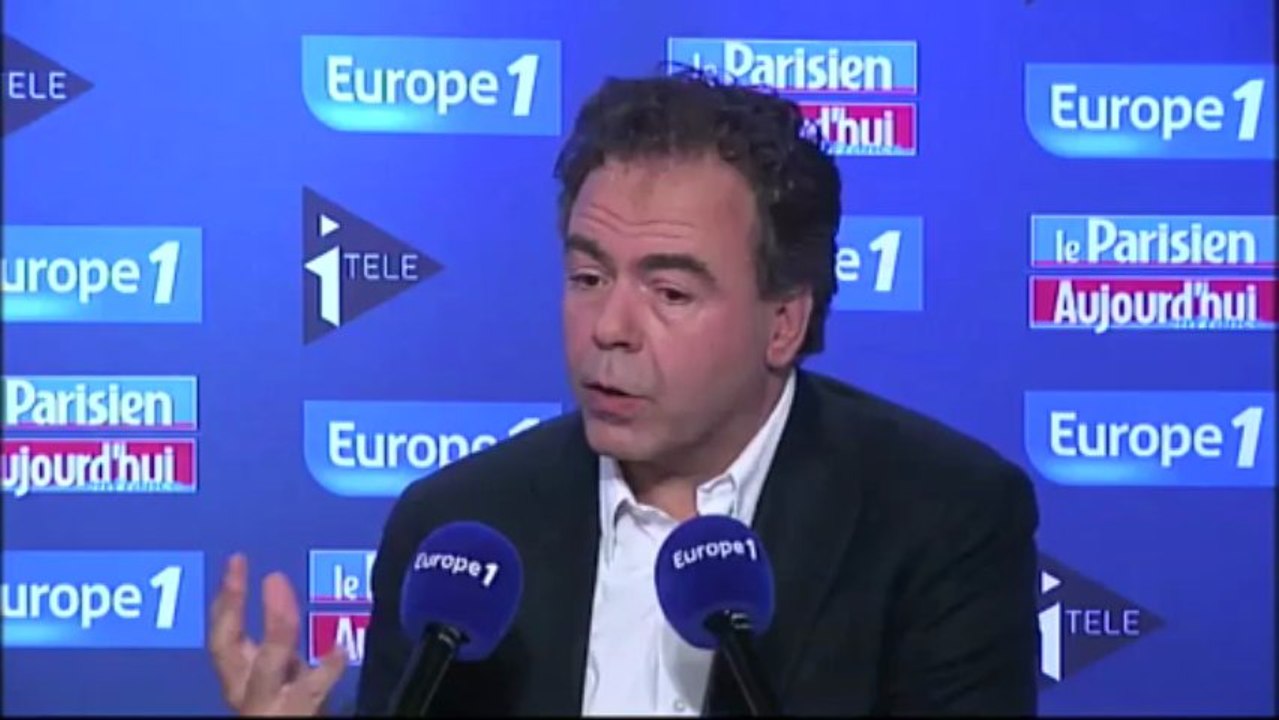 Retraites : Hollande doit "assumer"