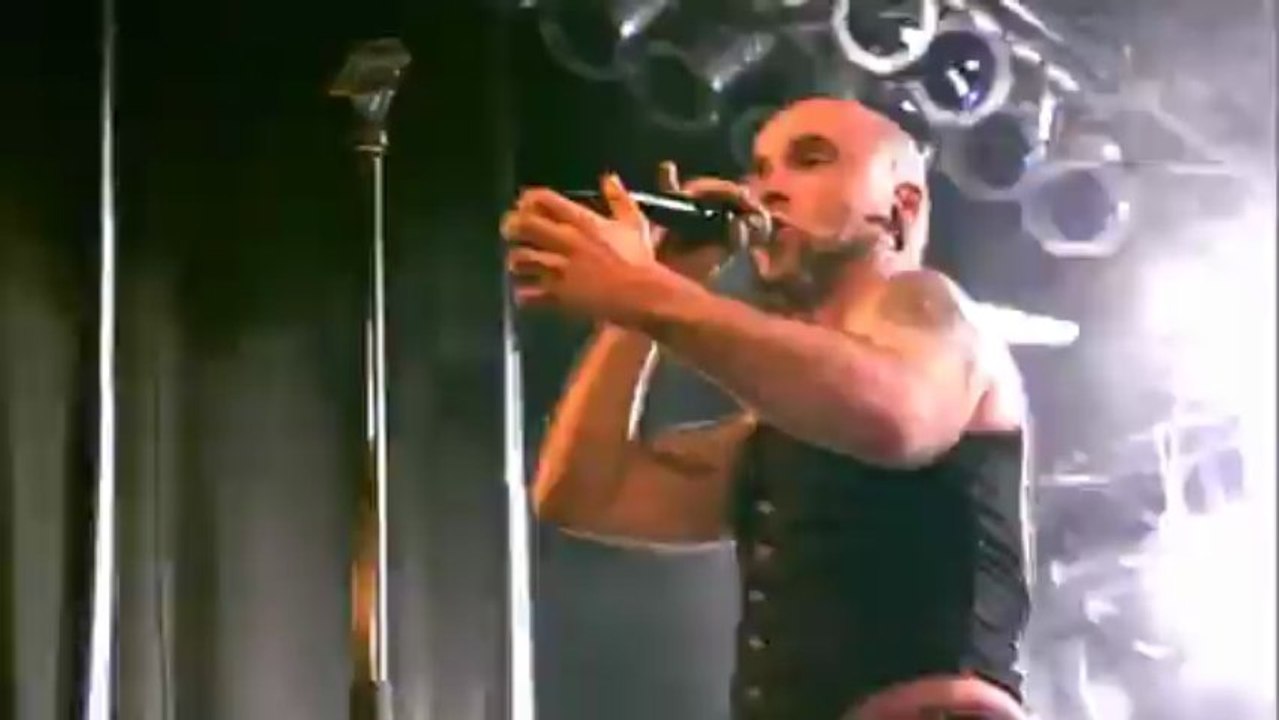 die_apokalyptischen_reiter-riders_on_the_storm_(live_wacken 2006)