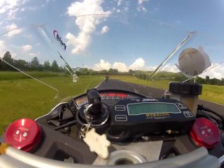 CEERTA ZX10R à l'affût d'un 1000 CBR Circuit d'Issoire