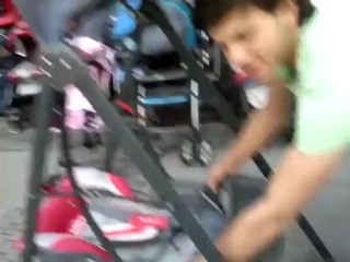 BENETO BEBEK SALINCAĞI www.bebekcom.com