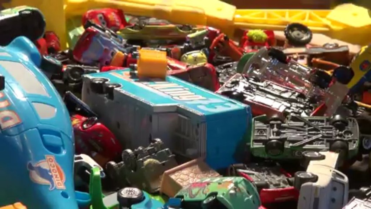 Disney Pixar Cars , 100 Ways to Crash Chapter 3 with Screaming Banshee and your favorites