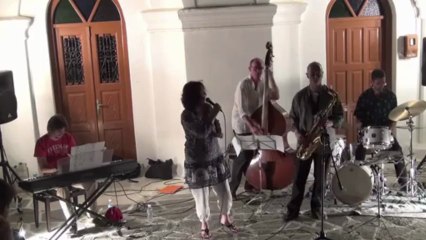 Sara Lazarus 5tet Marpissa