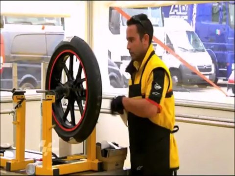 Dunlop sur la pointe des pneus