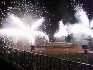 Feu d'artifice Lyon 6è le 8 décembre 2005 Place Edgar Quinet