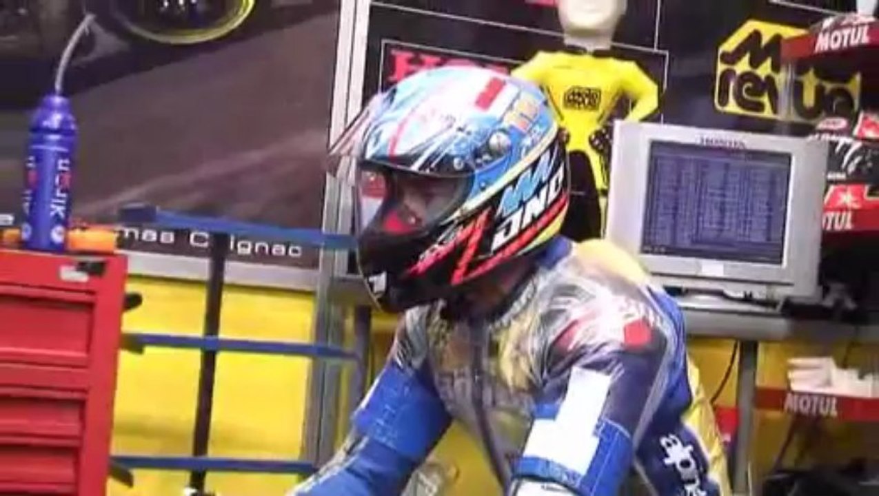 Vidéo : un passage de relais dans le stand MR