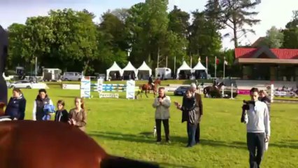 REMISE DES PRIX CSI HARDELOT 2013 EPREUVE 1m35.MOV