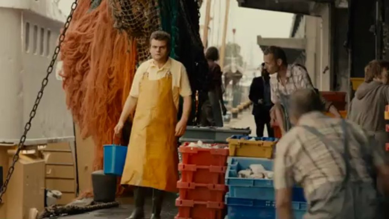 High Heels, Low Tide English Trailer