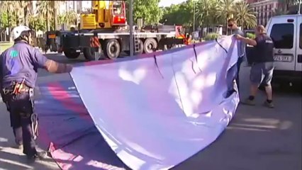 TV3 - Notícies 3/24 - A Colom li treuen la samarreta del Barça