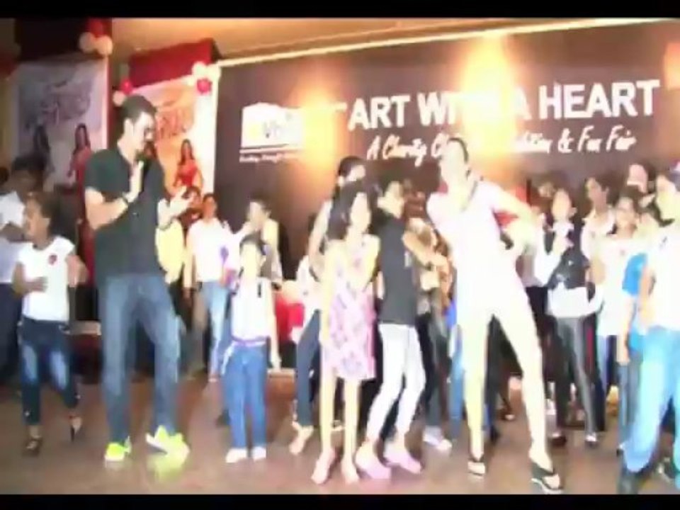 Ameesha celebrates birthday with kids