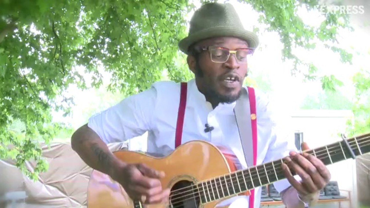 Tété en session acoustique aux Francos gourmandes 2013