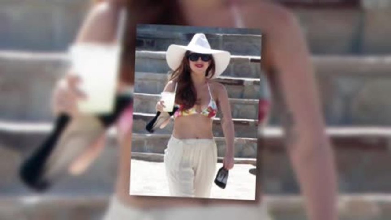 Lady Gaga am Strand