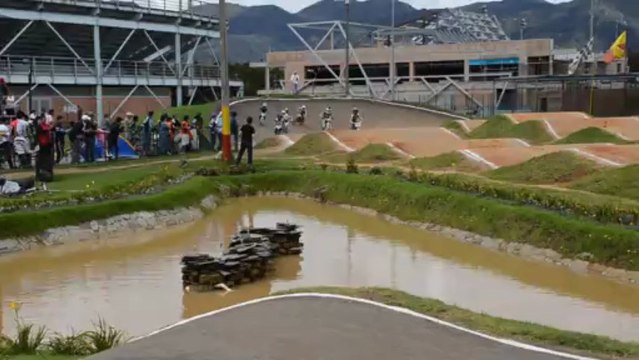 Preinfantil - Infantil novatos. Final Distrital Bicicross Bogota 2013 1a Temporada.