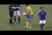 Ibrahimovic lance un ballon au visage du gardien des îles Féroé