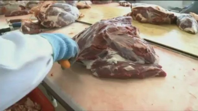 Viande de bœuf : c'était invendable hier, les industriels se l'arrachent aujourd'hui