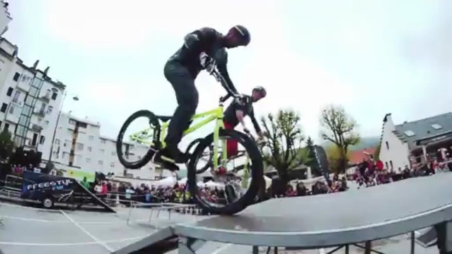 Freestyl'Air feat. freerunners (short clip)