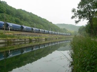 Vossloh CC 4002 à Deluz sur un train Europorte.