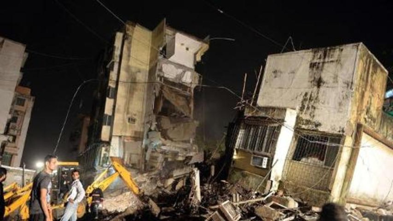 Residential building collapses in Mumbai