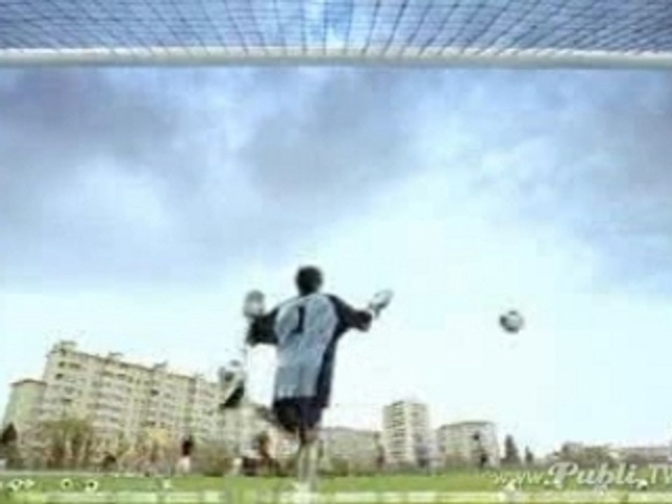 Pubblicità - Citroen Saxo - foot