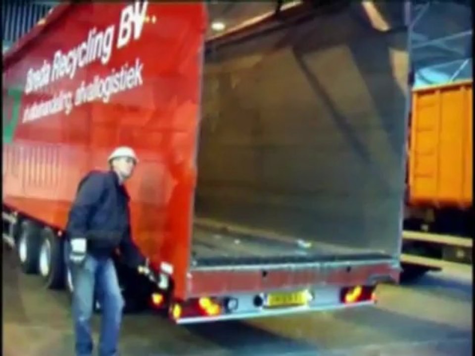CF-200_ECO_Hydraulicznie_otwierany_dach_kraker_trailers