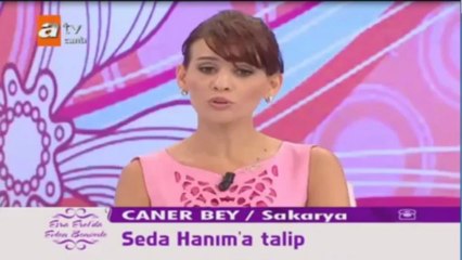 Taksim Gezi Parkı Eylemcisi Esra Erol'la Evlen Benimleye Baglandı.