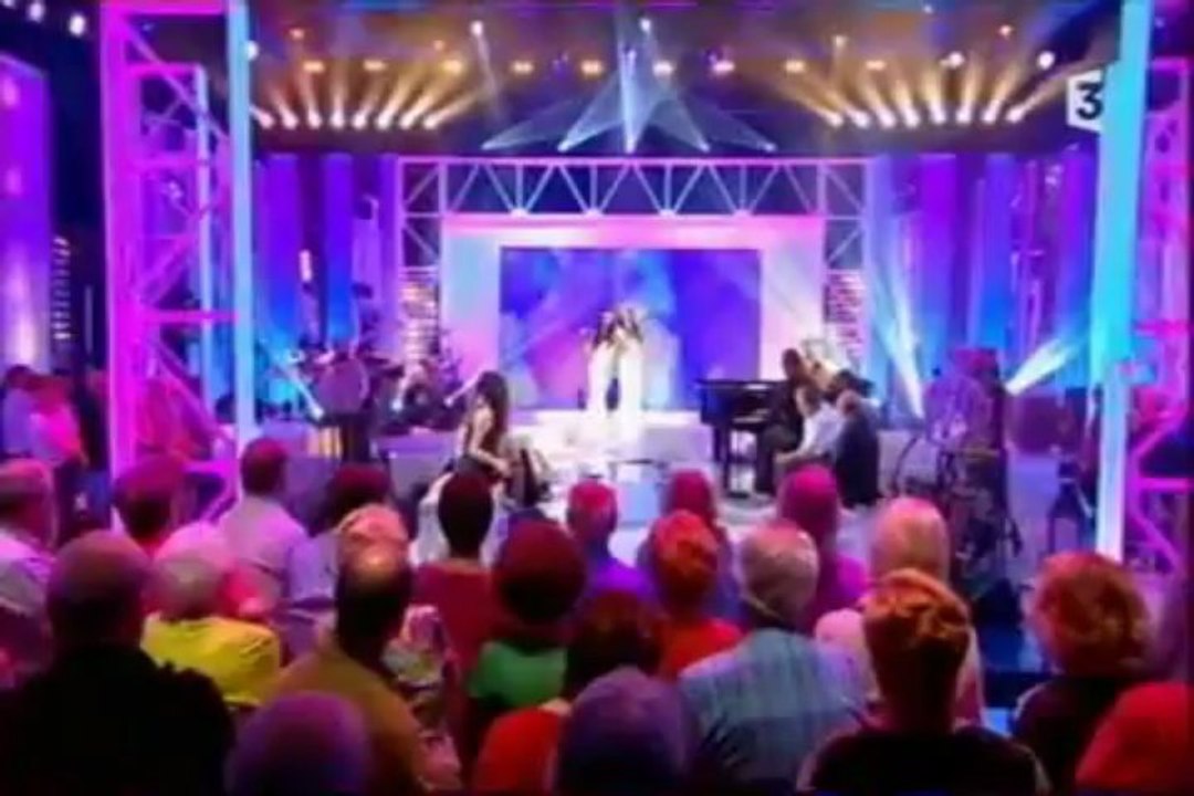 Anggun  &  Natacha  St-Pier -  Vivre D'amour   -  In Live - Chabada  Le 09 -06 -2013 -