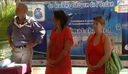 Une fois n'est pas coutume, des parents d'écoliers ont déposé leurs enfants au quai de Papeete