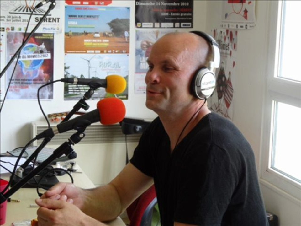 SERGE EN LIVE SUR PLUM'FM (JUIN 2013)