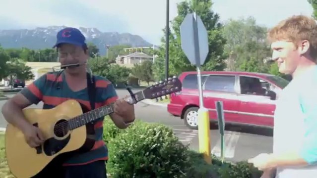 Tour de magie avec des SDF