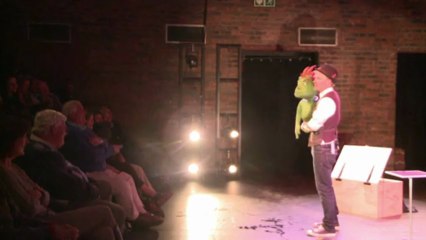 الكوميديا الافريقية تكسر المحرمات