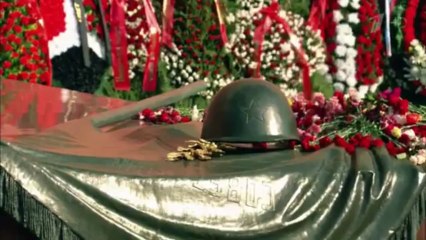Светлой памяти павших в борьбе против фашизма. Минута молчания (Первый HD, 09.05.2013) [Full HD]