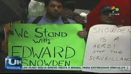 Manifestantes proclamaron héroe a Edward Snowden, ex agente de la CIA