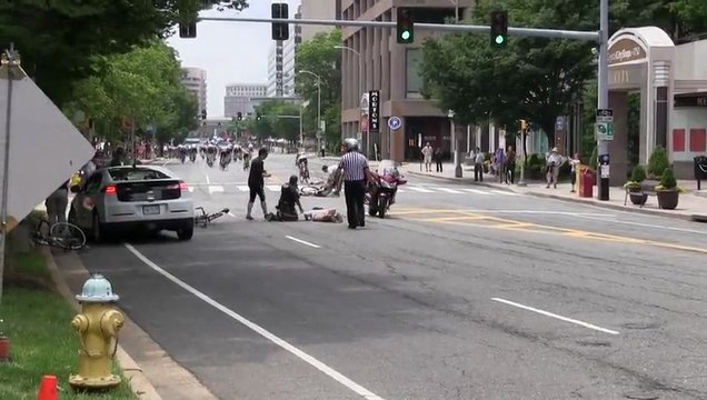 Crystal City : Accident durant la course de vélo