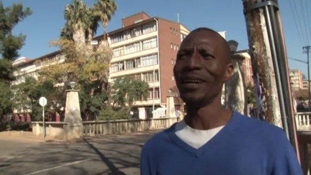 South Africans 'not prepared to let Mandela go'