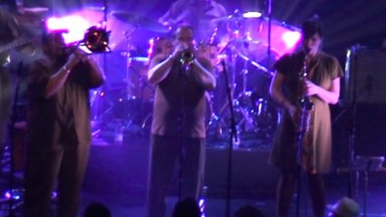 Fred Wesley & the new J.B.'s: Doing it to death