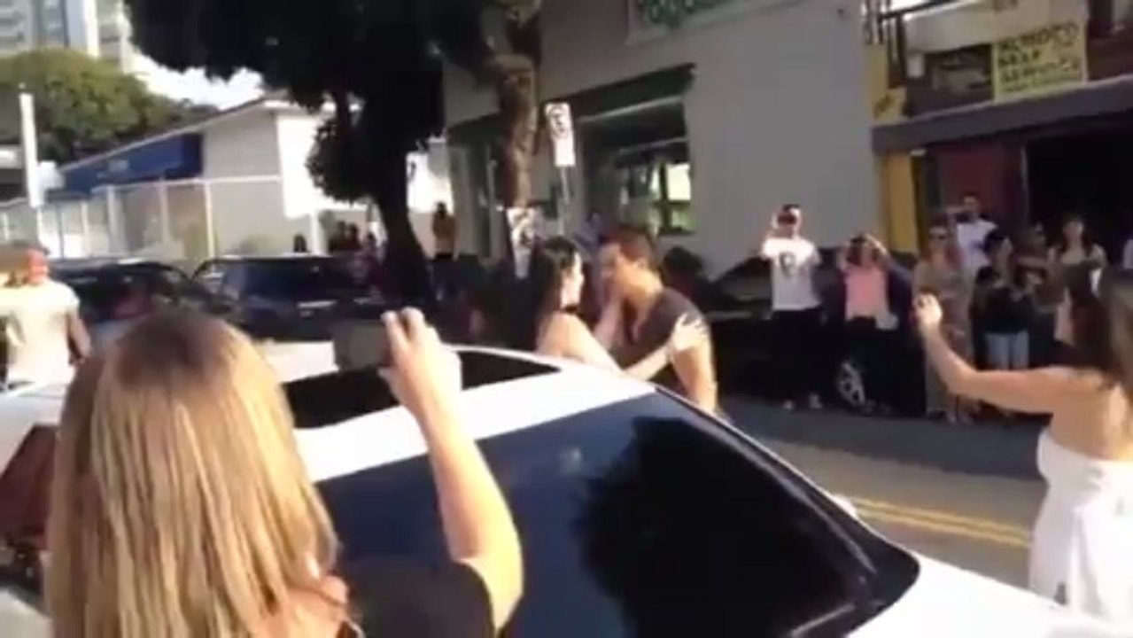 A Rejeitada do ABC: Noiva pede namorado em casamento em público e é rejeitada