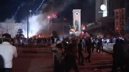 Taksim'de gergin gece