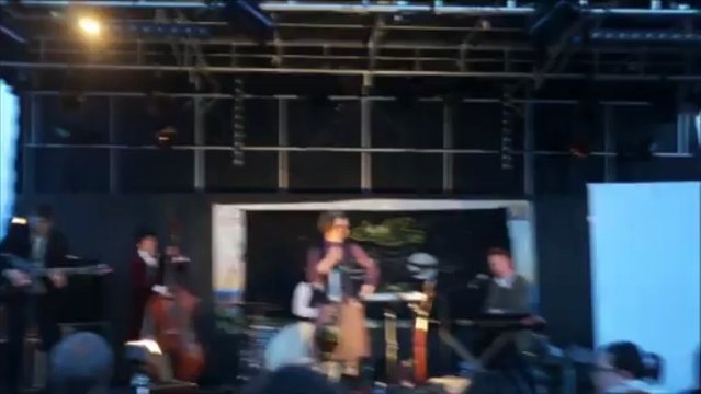 Owl Collision au wine note Macon